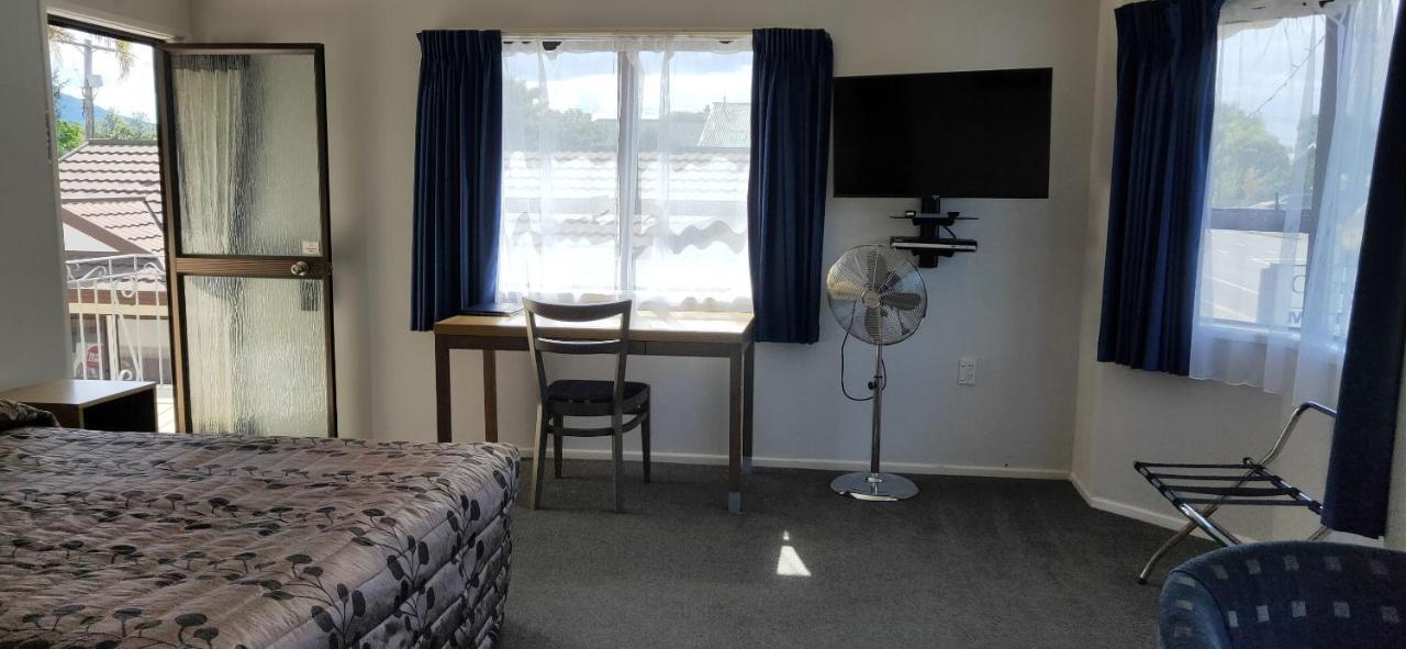 Cypress Court Motel Whangarei Exteriör bild